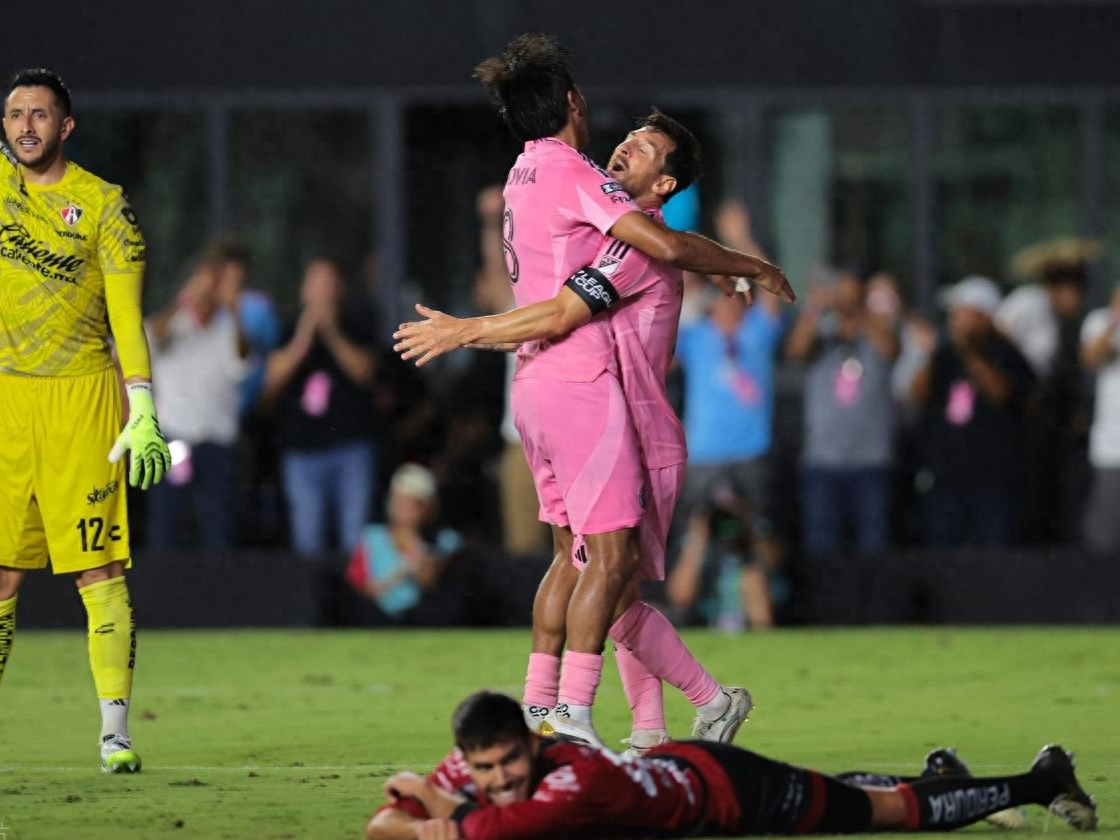 爱游戏体育-里程碑夜斯图加特止住颓势，葡超国际比赛日刷纪录，话题不断，身体对抗强度拉满的简单介绍