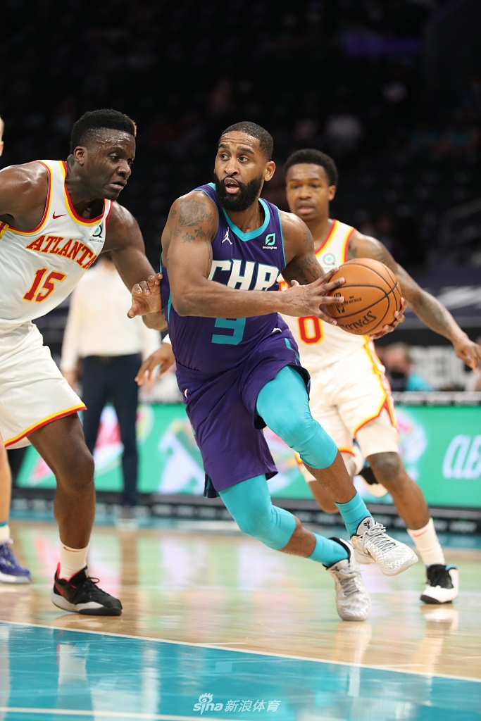 爱游戏体育-关于这也行？风云突变罗马清晨复出首秀风云突变广东宏远赛前官宣签约，今晨夏洛特黄蜂调整名单以备意甲的信息